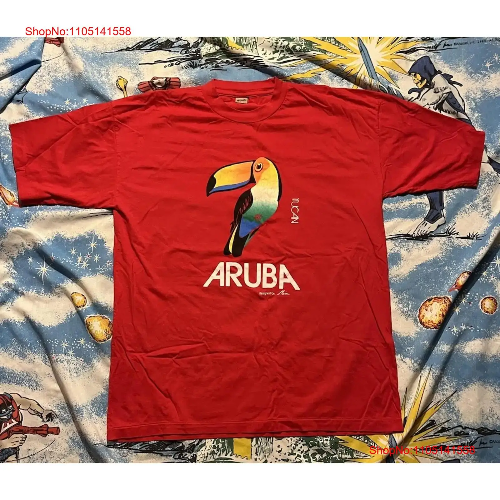 Streetwear Brand Red - Vintage Aruba Tucan Toucan T-Shirt Artesala